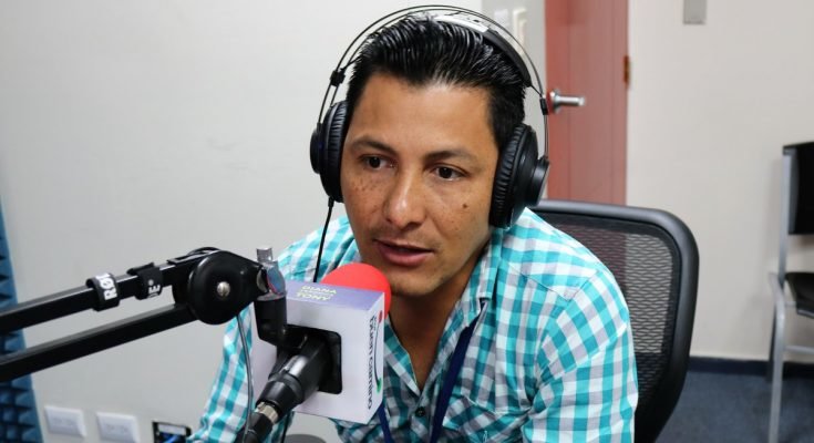 Leonardo Bonilla amenaza con la cárcel al Presidente Bukele por no pagarle su salario leonardo-bonilla-amenaza-con-la-carcel-al-presidente-bukele-por-no-pagarle-su-salario